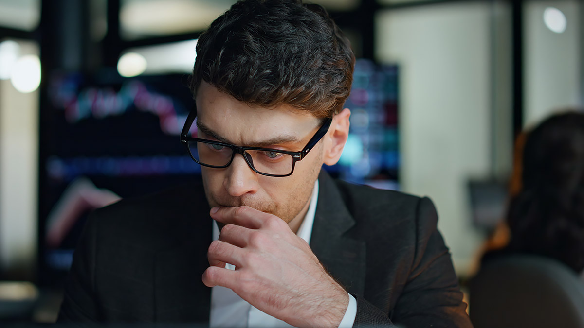 Broker struggling